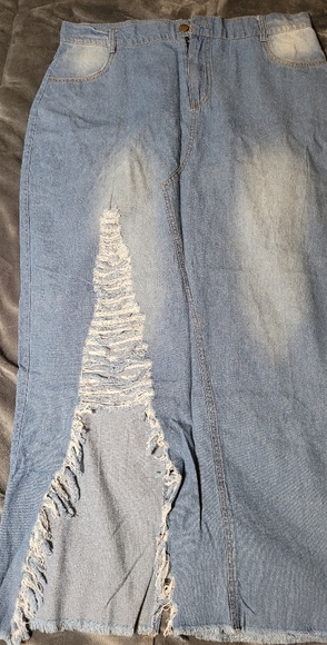 FashionNova Bundle - 3 Skirts - Picture 2 of 7